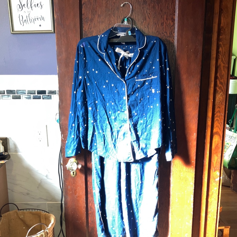 VICTORIA’S SECRET CELESTIAL COTTON MODAL WOMENS LOMG SLEEVE BUTTON DOWN PAJAMAS